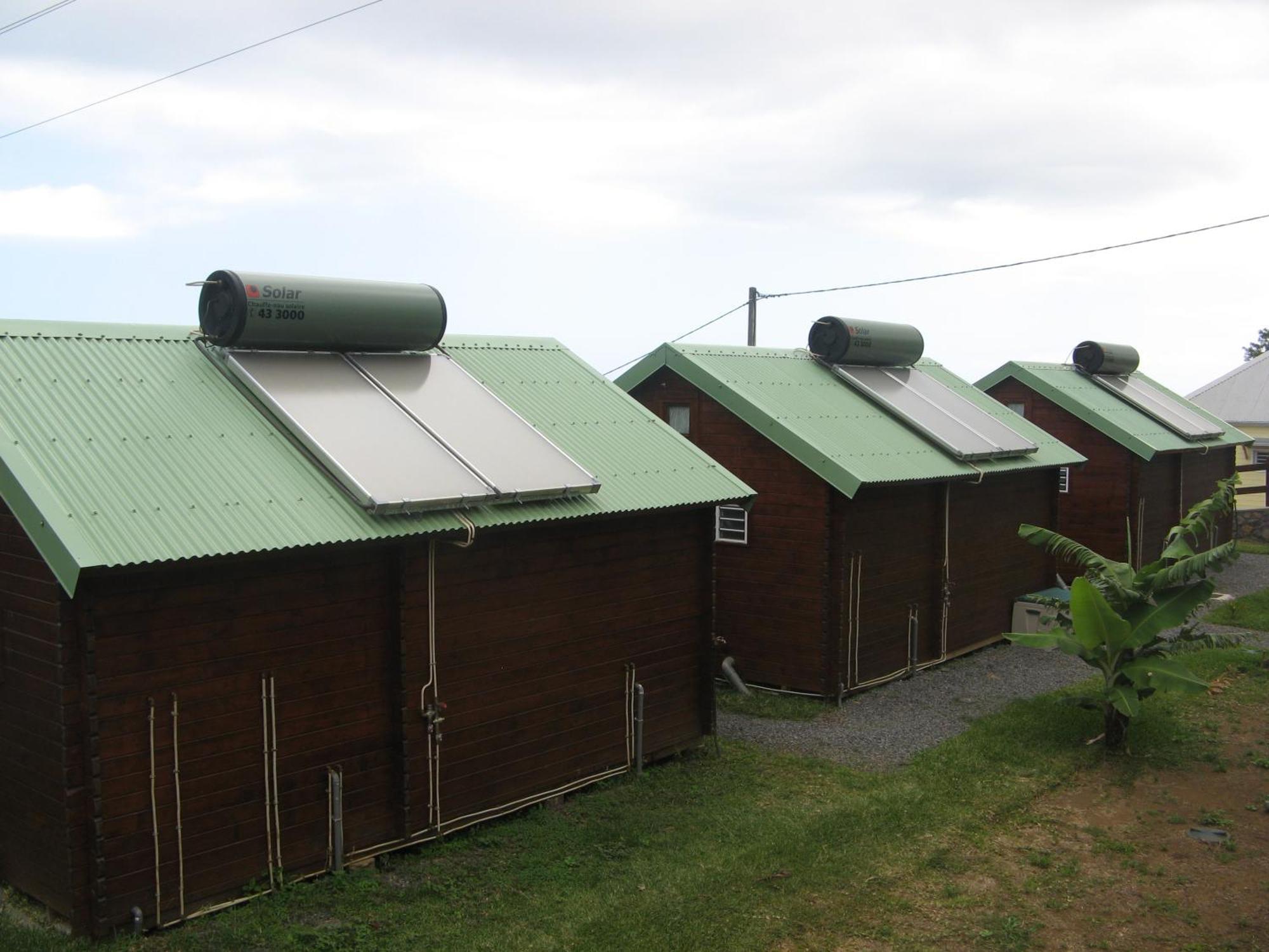 Les Bungalows Les Vanilliers, Sud Sauvage Avec Piscine Сен-Жозеф Экстерьер фото