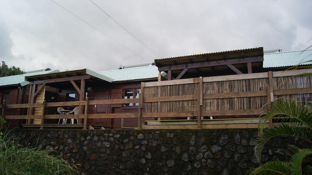 Les Bungalows Les Vanilliers, Sud Sauvage Avec Piscine Сен-Жозеф Экстерьер фото